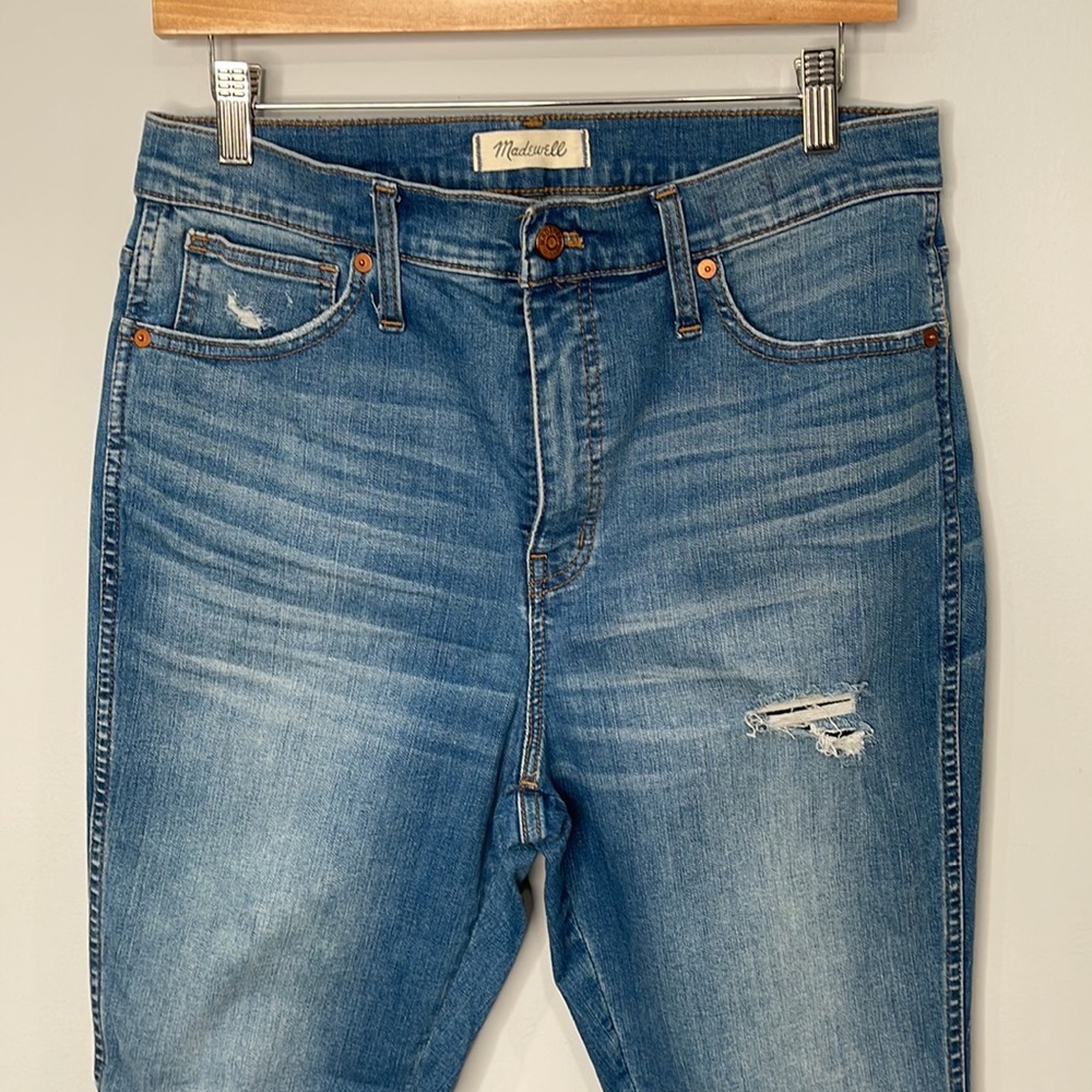 Madewell High Rise 10” Rise Ripped Skinny Ankle Jeans - Picture 3 of 10